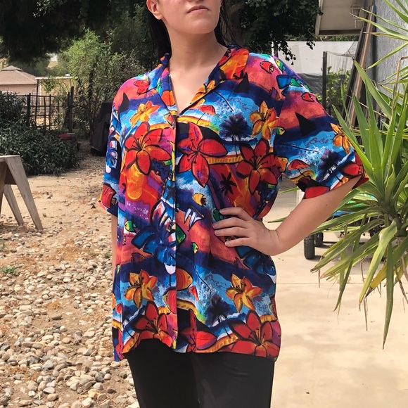 Chico's Tops - 🌹Tropical print Chico’s vacation top